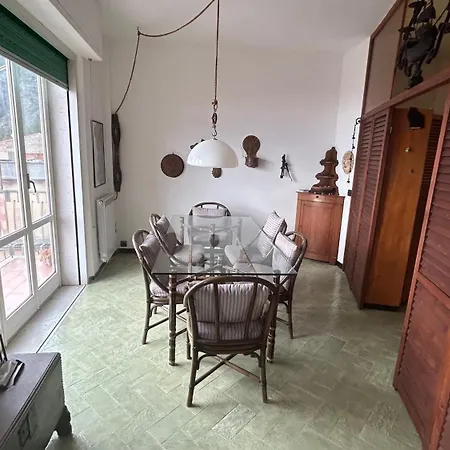 Casa Carlicchia With Terrace And Sea View Apartament