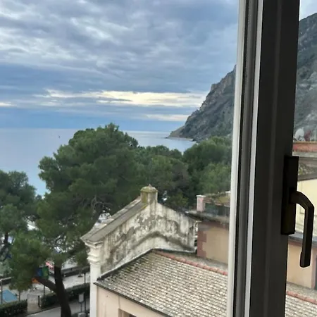 Casa Carlicchia With Terrace And Sea View Apartment