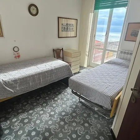 Casa Carlicchia With Terrace And Sea View
