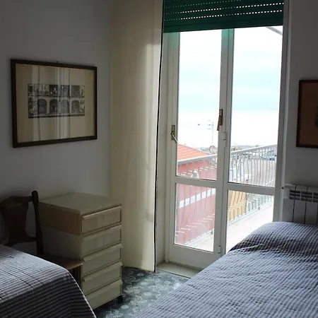 Casa Carlicchia With Terrace And Sea View Apartment Monterosso al Mare