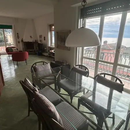 Casa Carlicchia With Terrace And Sea View Appartamento *