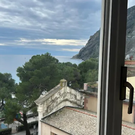 Casa Carlicchia With Terrace And Sea View * Монтероссо-аль-Маре